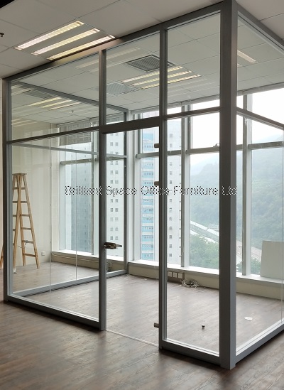 Glass System 玻璃屏風